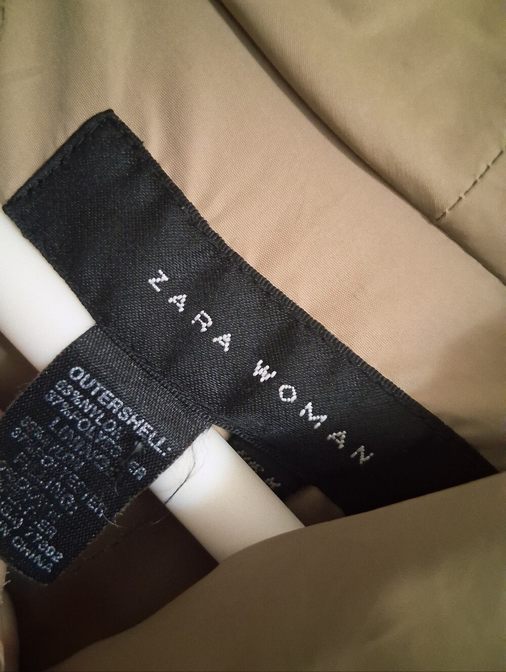 Zara Puffer Jacket - Picture 4 of 12